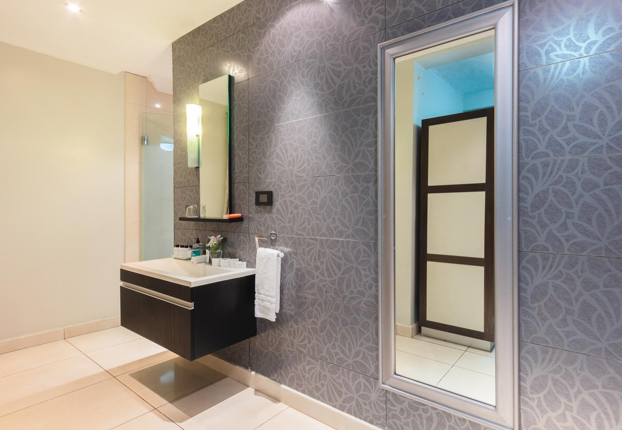 L'Eola Suites Абуджа Екстериор снимка