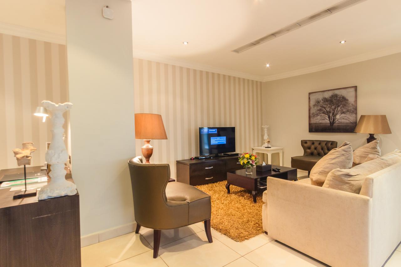 L'Eola Suites Абуджа Екстериор снимка