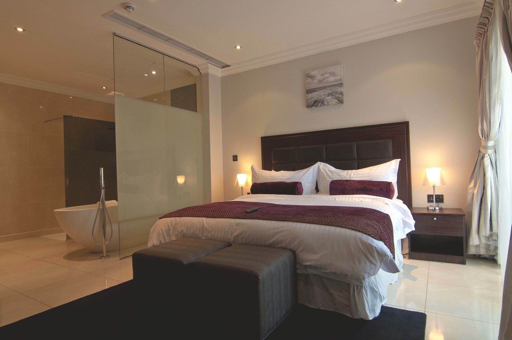 L'Eola Suites Абуджа Екстериор снимка